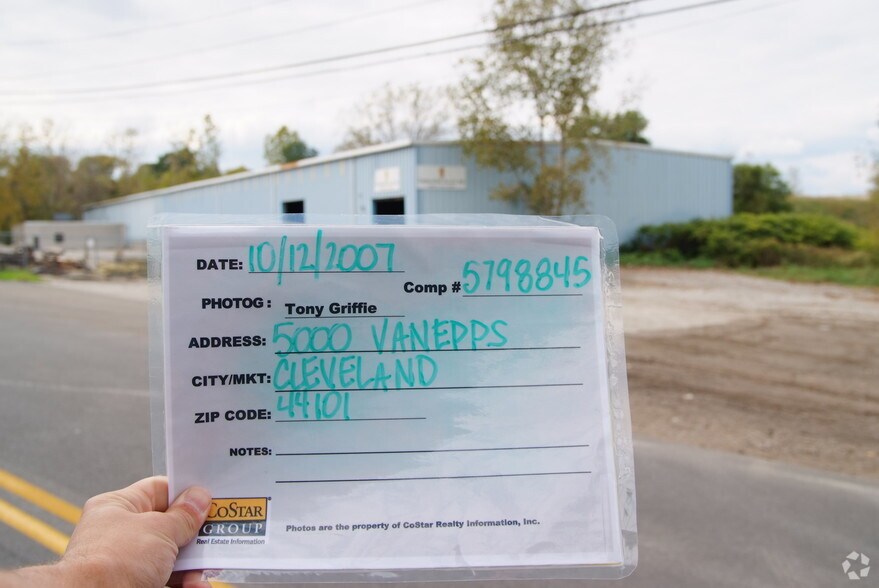 More Photos Of 5000 Van Epps Rd, Brooklyn Heights Warehouse For Lease