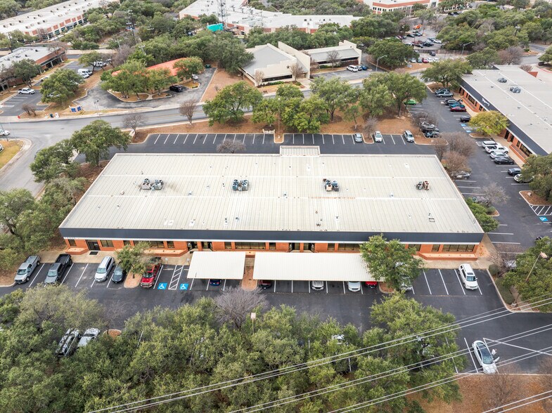 More Photos Of 12450 Network Blvd, San Antonio Unknown For Lease