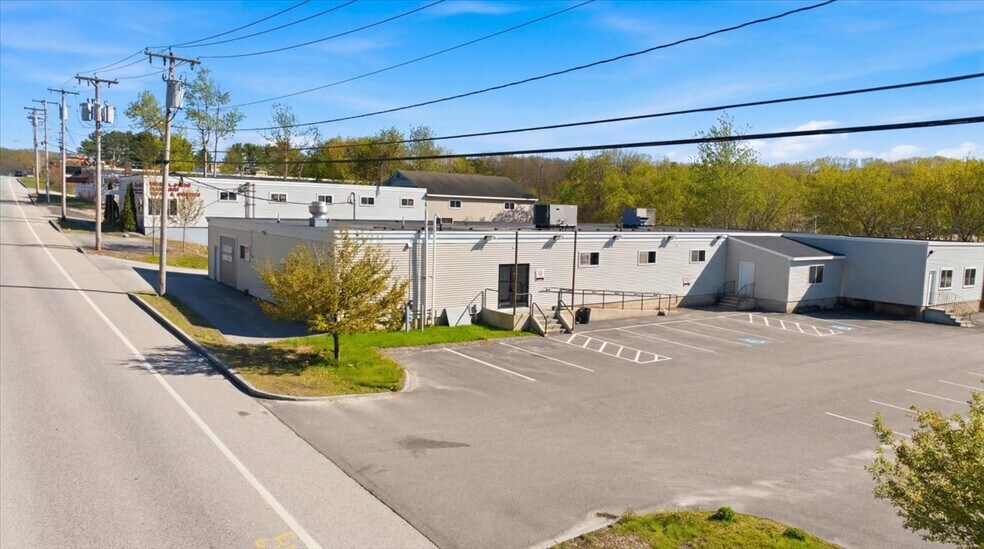 More Photos Of 551 Lincoln St, Lewiston Industrial For Sale