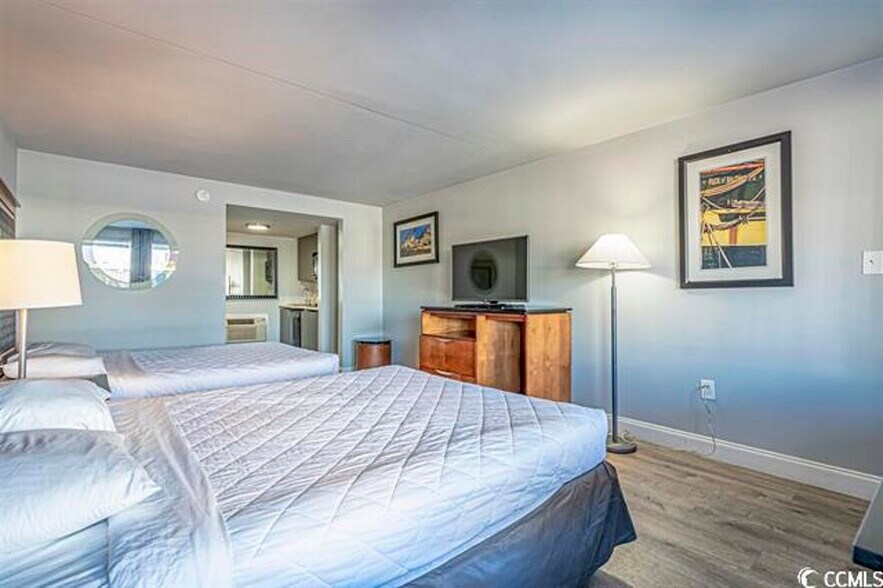 More Photos Of 2711 S Ocean Blvd, Myrtle Beach Hotel For Sale
