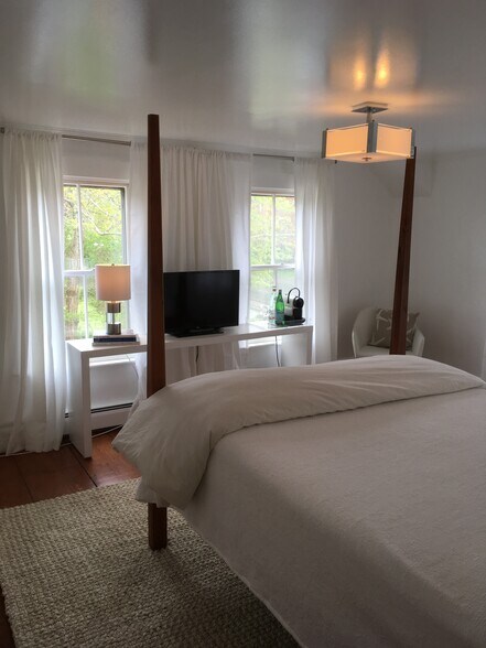More Photos Of 2019 Main St, Brewster Restaurant For Sale