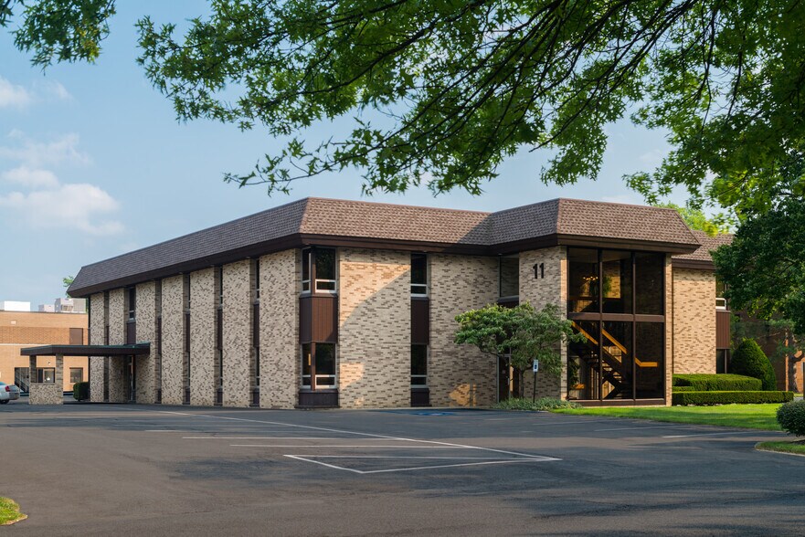 More Photos Of 2 Computer Dr W, Albany Unknown For Lease