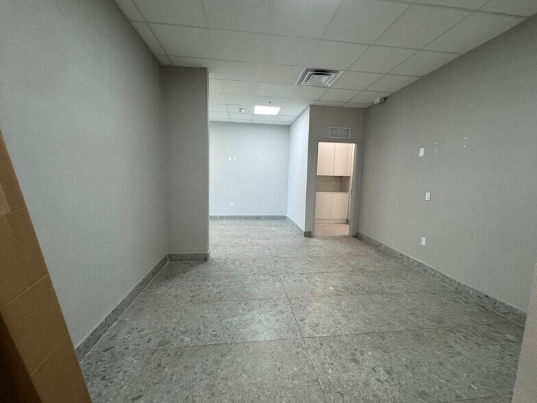 More Photos Of 2820 NE 214th St, Aventura Loft Creative Space For Sale