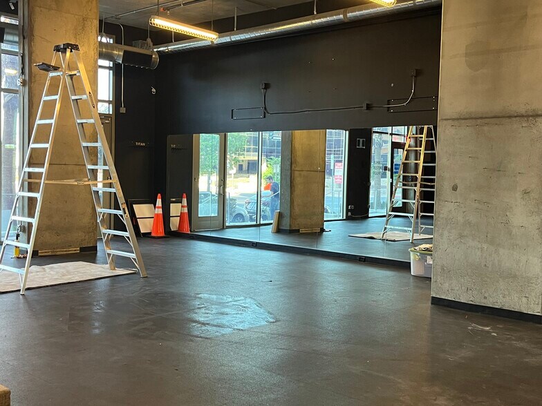 More Photos Of 353 E Bonneville Ave, Las Vegas Apartments For Lease