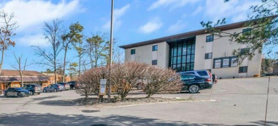 More Photos Of 445 Brick Blvd, Brick Medical For Lease