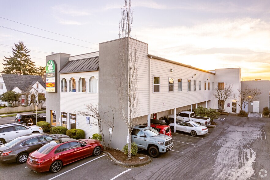 More Photos Of 4803-4831 NE Fremont St, Portland Storefront Retail Office For Lease