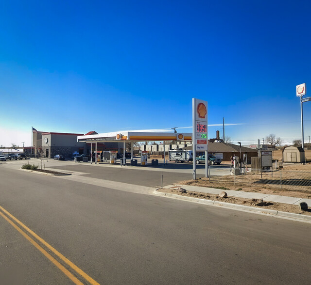 Primary Photo Of 165 Market St, Keenesburg Service Station For Sale