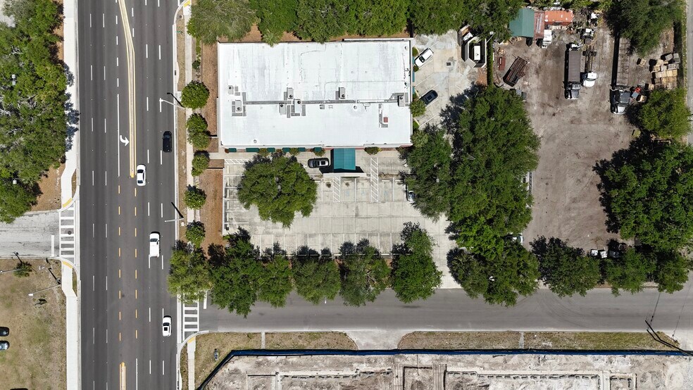 More Photos Of 650 34th St S, Saint Petersburg Medical For Lease