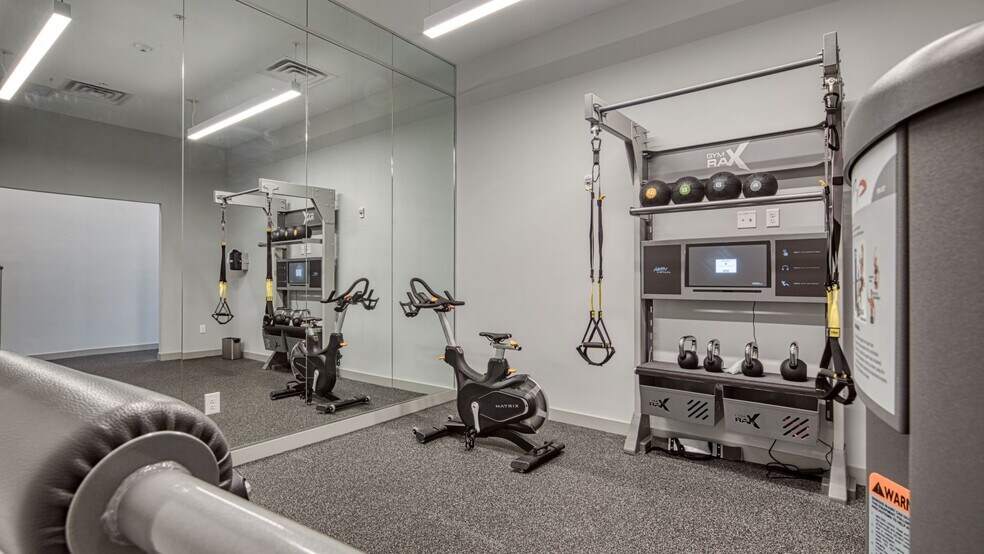 More Photos Of 670 Downey Green, Hampton Apartments For Sale