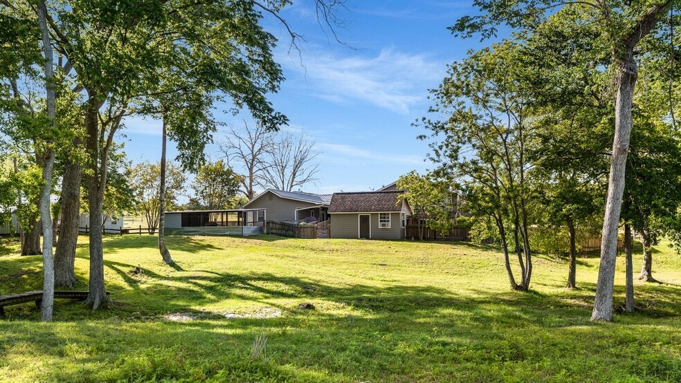 More Photos Of 2355 Jackson League Cir, Brenham Lodge Meeting Hall For Sale
