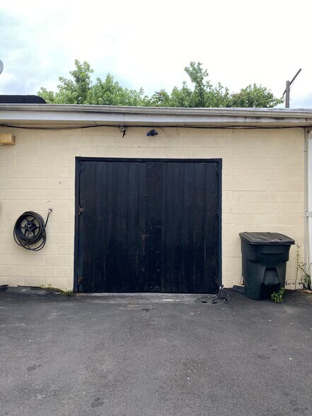 More Photos Of 80-90 Harrison Ave, Jersey City Flex For Lease