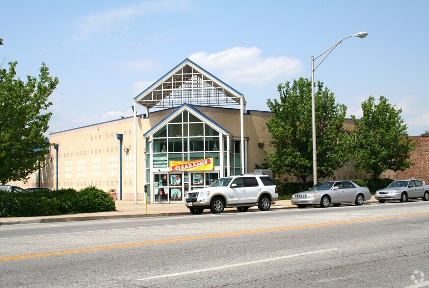 More Photos Of 2020 Harford Rd, Baltimore Freestanding For Sale