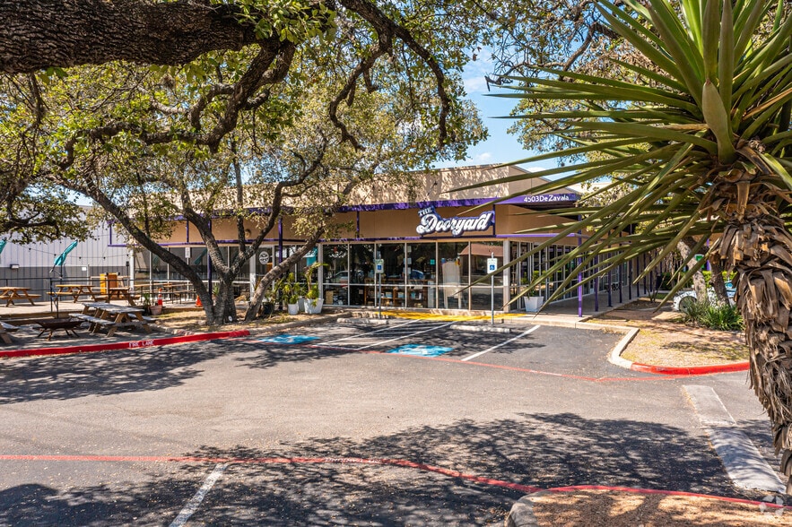 More Photos Of 4503 De Zavala Rd, San Antonio Storefront For Sale