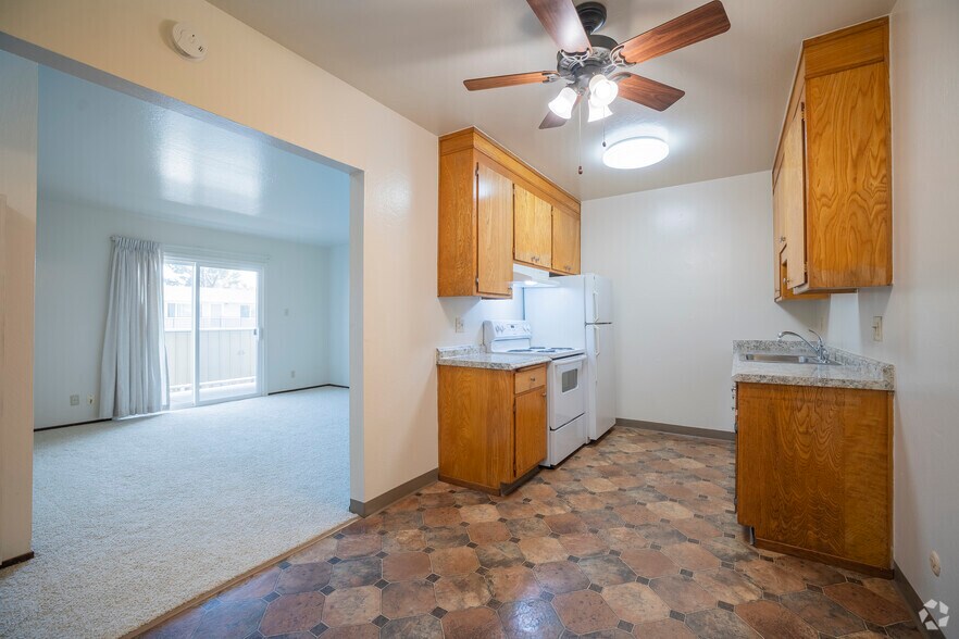 More Photos Of 2615 Marina Blvd, San Leandro Apartments For Sale