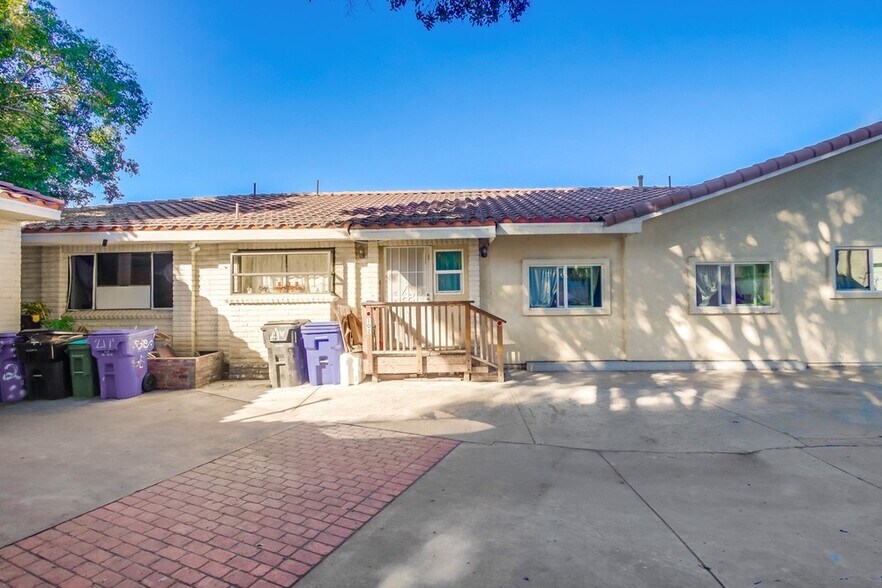 More Photos Of 215 Willie James Jones Ave, San Diego Apartments For Sale