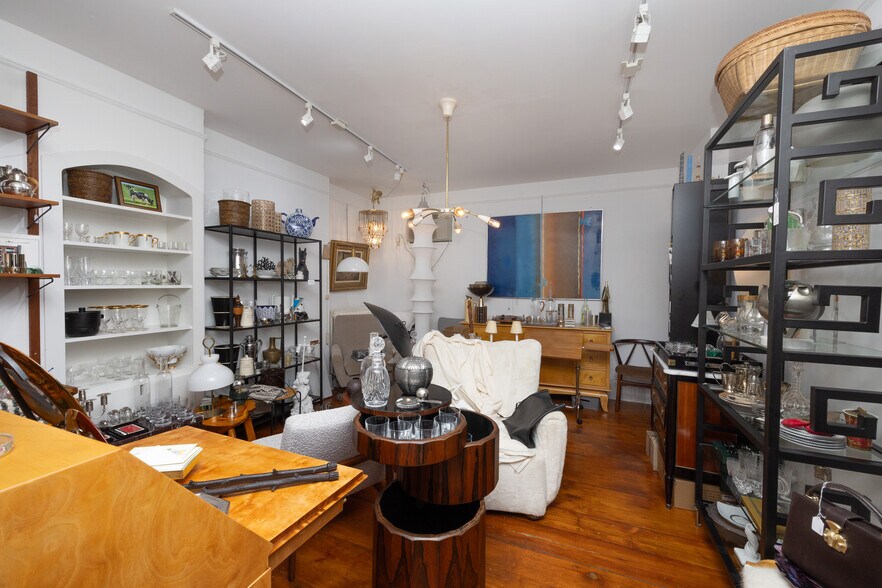 More Photos Of 20 N Union St, Lambertville Storefront Retail Residential For Sale