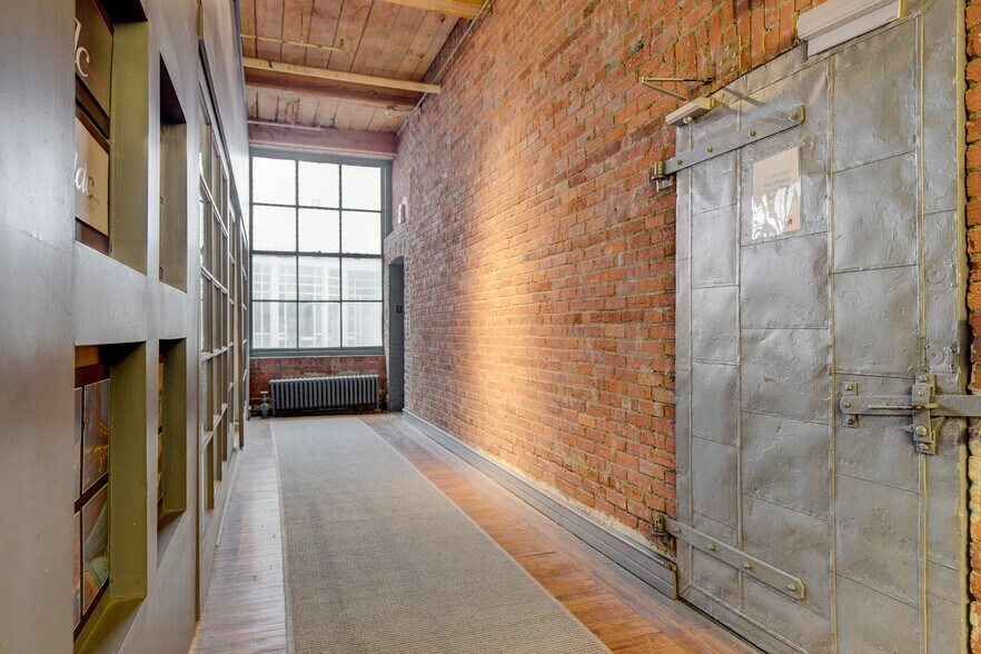 More Photos Of 1216-1220 Arch St, Philadelphia Loft Creative Space For Sale