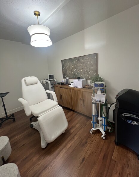 More Photos Of , Spanish Fork General Retail For Sale