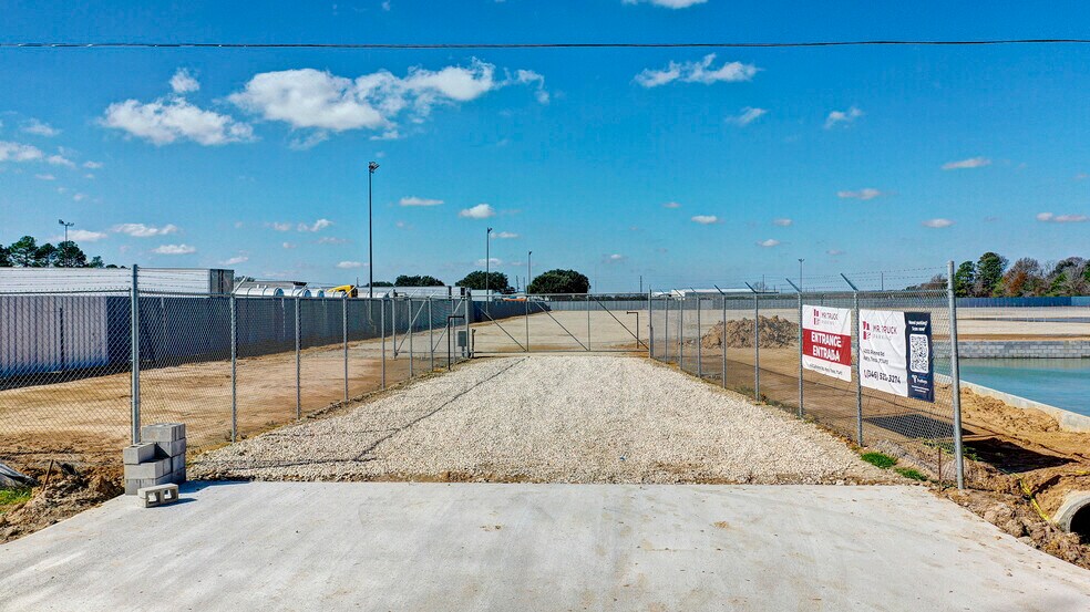 More Photos Of 4201 Roland Rd, Katy Land For Lease