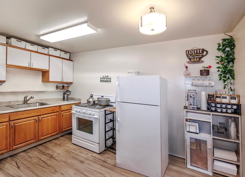 More Photos Of , Redwood City Multifamily For Sale