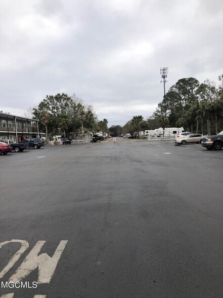 More Photos Of 190 Beauvoir Rd, Biloxi Trailer Camper Park For Sale