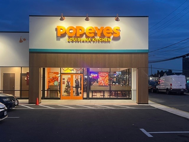 More Photos Of 5900 Leesburg Pike, Falls Church Unknown For Lease