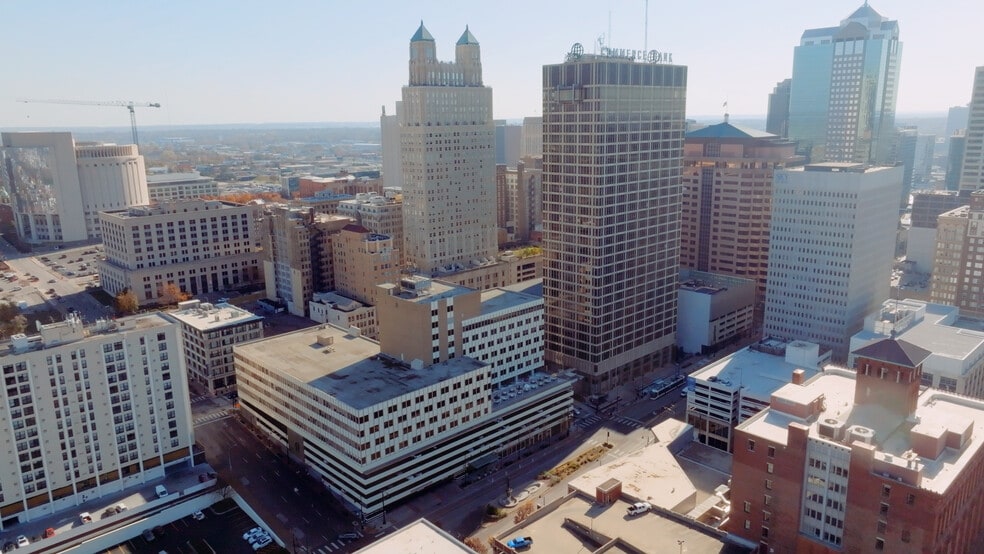 Primary Photo Of 811 Main St, Kansas City Office For Sale