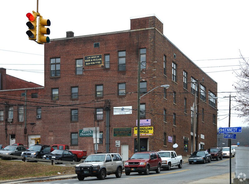 More Photos Of 112 Main St, Putnam Storefront Retail Office For Lease