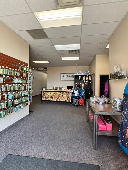 More Photos Of 47 E 7200 S, Midvale Unknown For Lease