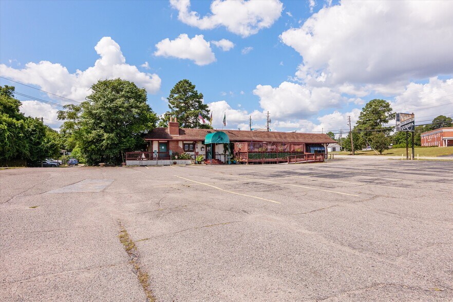 More Photos Of 3044 Deans Bridge Rd, Augusta Restaurant For Sale