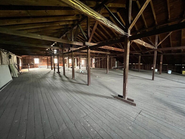 More Photos Of 13686 Richmond Tappahannock Hwy, Saint Stephens Church Research And Development For Sale