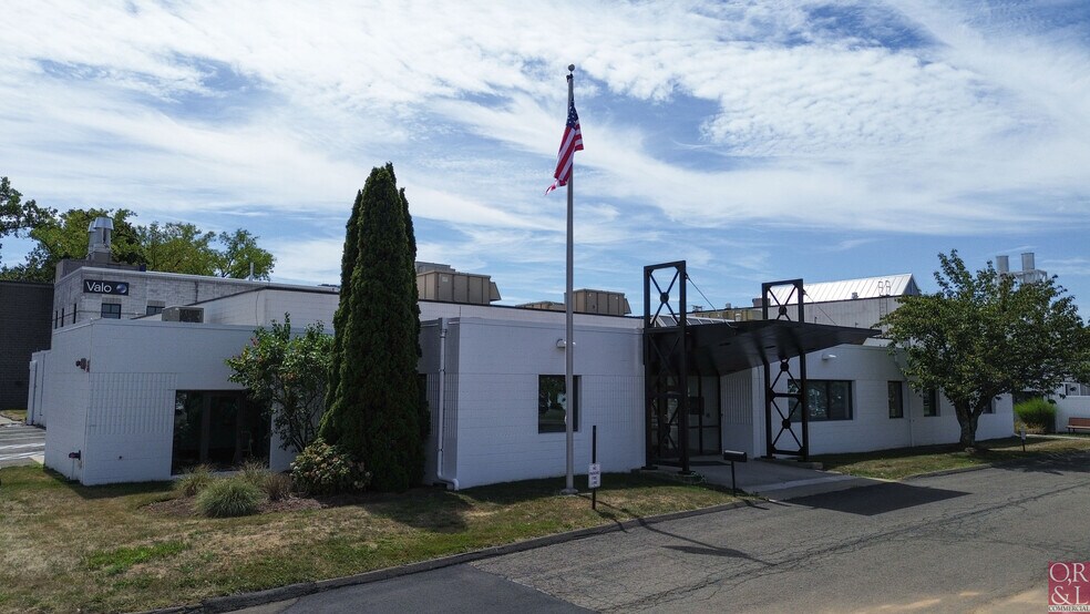 More Photos Of 35 NE Industrial Rd, Branford Research And Development For Lease