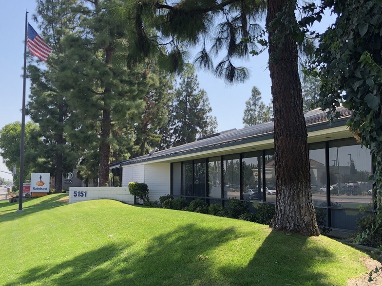 More Photos Of 5151 Stockdale Hwy, Bakersfield Office For Lease