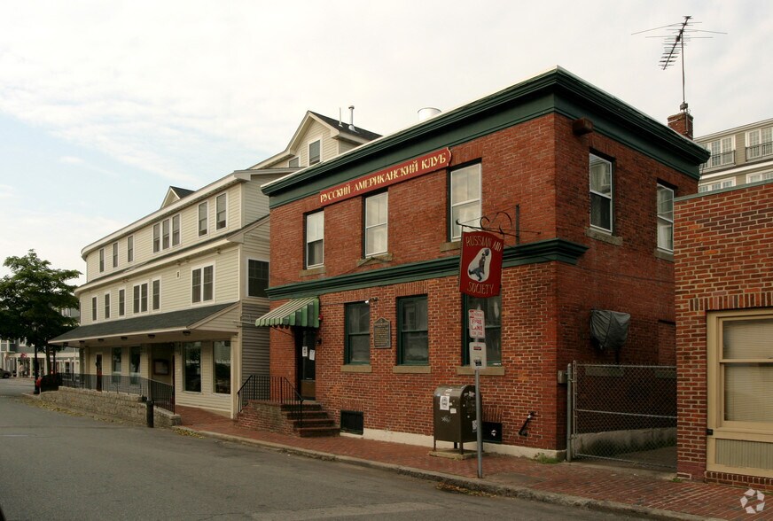 More Photos Of 70-102 Wharf St, Salem Apartments For Lease