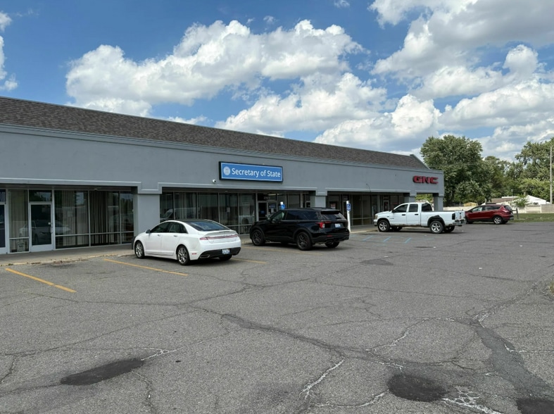 More Photos Of 21300-21700 Ecorse Rd, Taylor Unknown For Lease