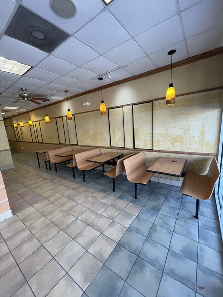 More Photos Of 121 Ormond Blvd, Destrehan Storefront Retail Office For Lease