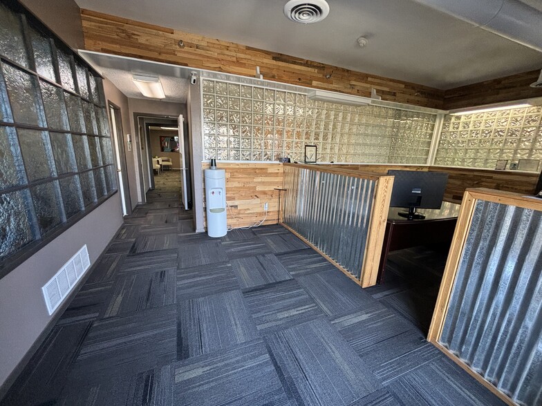 More Photos Of 4809 Century Dr, Forest Hill Warehouse For Sale