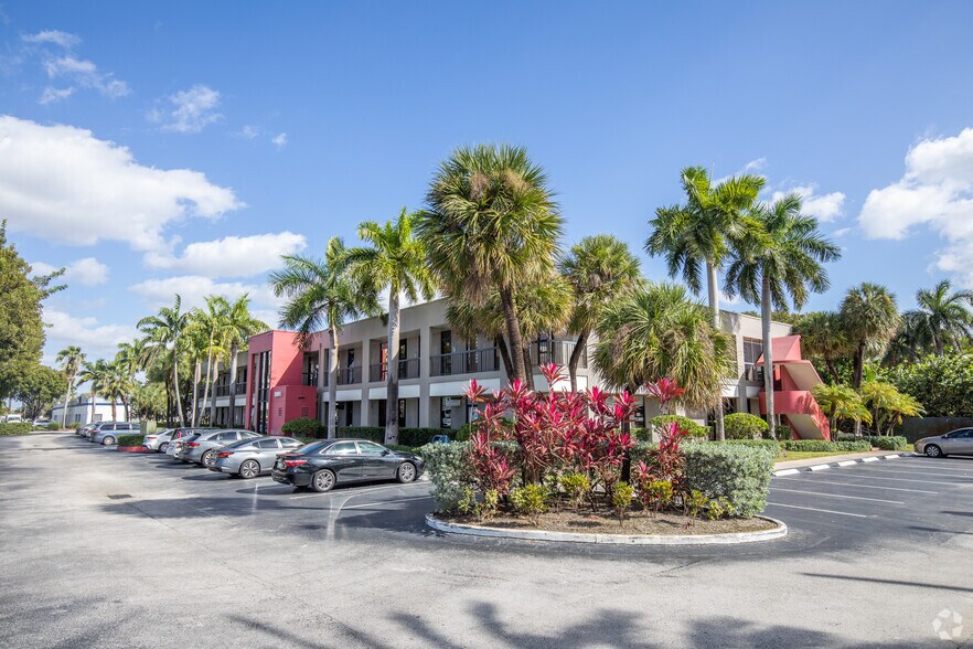 More Photos Of 3901 NW 79th Ave, Doral Medical For Lease
