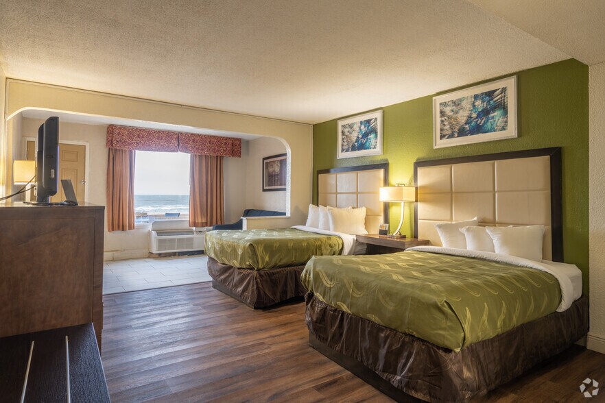More Photos Of 3202 E Surfside Blvd, Corpus Christi Hotel For Sale