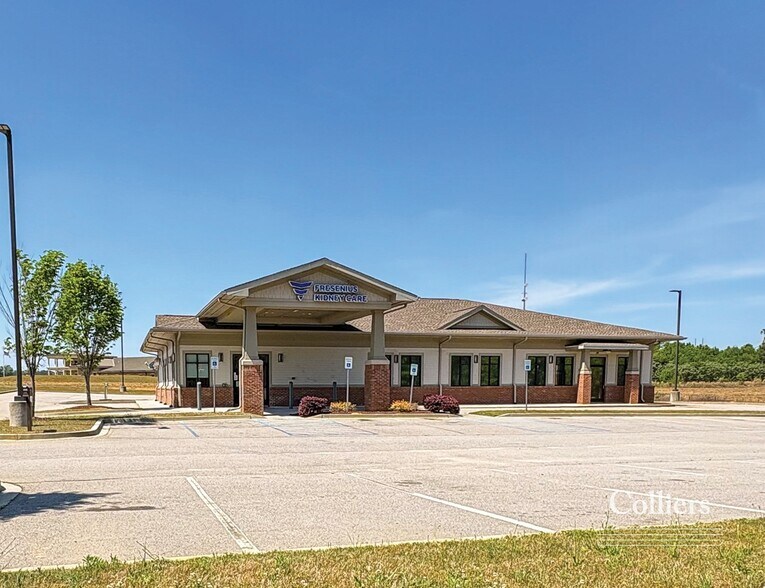 Primary Photo Of 125 Kinard St, Orangeburg General Retail For Lease