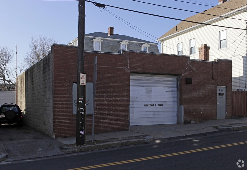 Primary Photo Of 667 Wickenden St, Providence Warehouse For Lease