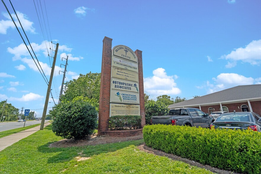 More Photos Of 554 Highway 85 N, Niceville Medical For Sale