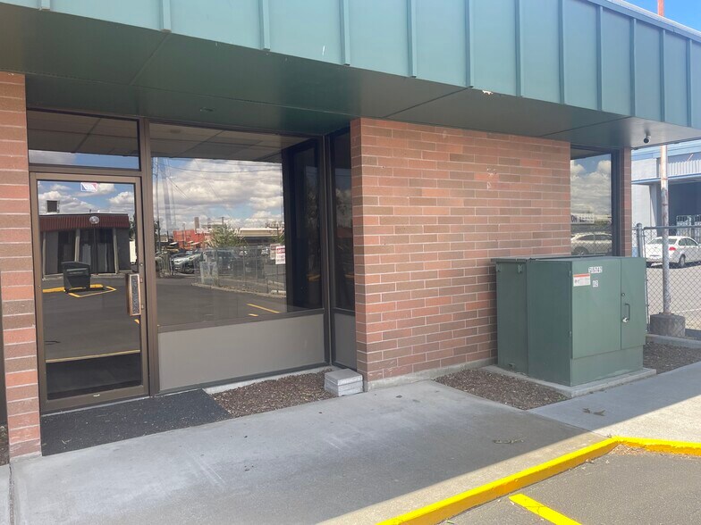 More Photos Of 321 Beech St, Moses Lake Office For Lease