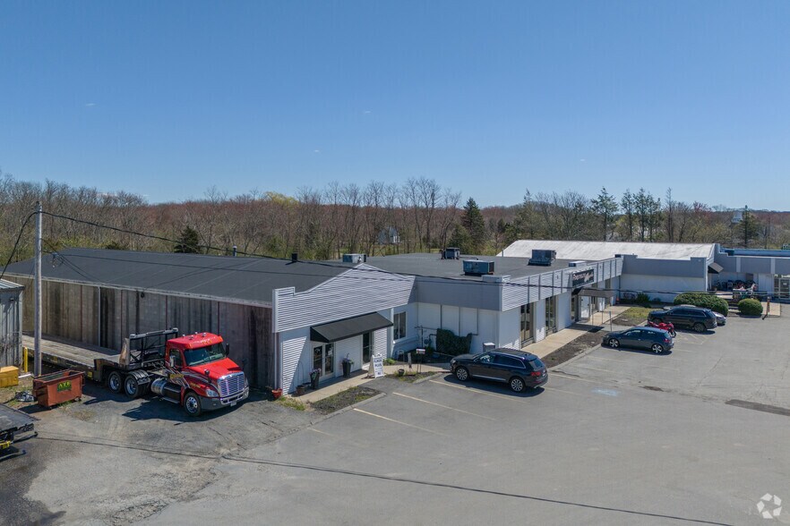 More Photos Of 2555 GAR Hwy, Swansea Showroom For Sale