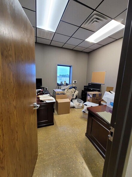 More Photos Of 6308 S County Road 1270, Midland Warehouse For Sale