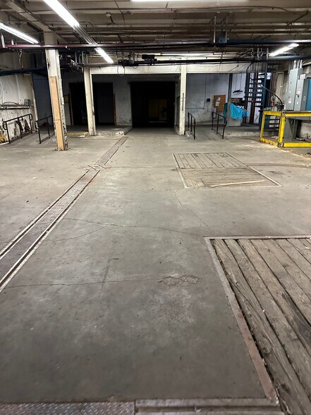 More Photos Of 724 Bell Fork Rd, Jacksonville Office For Sale