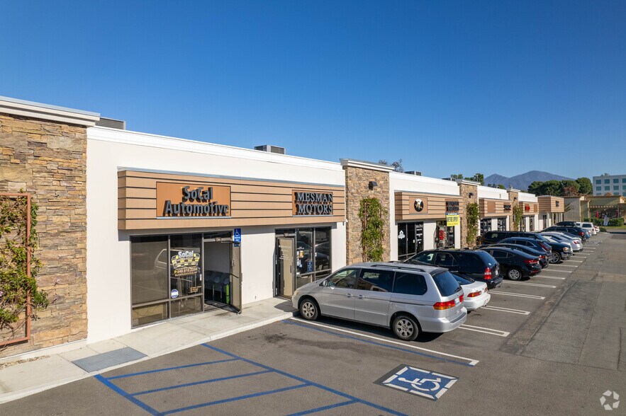 More Photos Of 24002 Via Fabricante, Mission Viejo Unknown For Lease