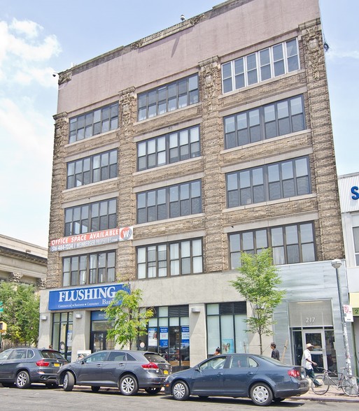 Primary Photo Of 217 Havemeyer St, Brooklyn Office For Lease