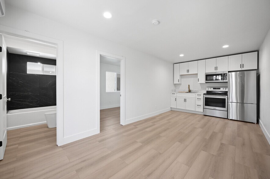 More Photos Of 329 N Pico Ave, Fallbrook Apartments For Sale