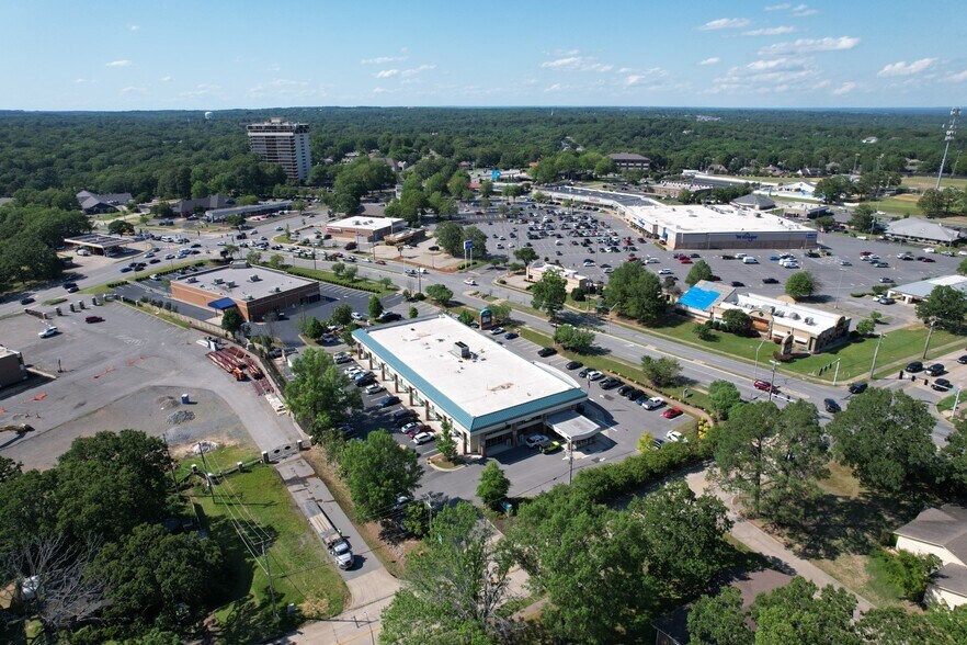 More Photos Of 2504 Mccain Blvd, North Little Rock Office For Lease